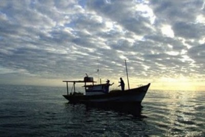 pescador em alto mar - reprodução